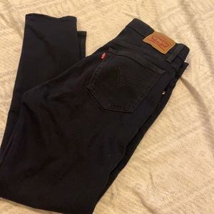 Levi wedgie skinny jeans